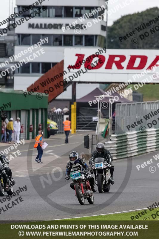 Vintage motorcycle club;eventdigitalimages;mallory park;mallory park trackday photographs;no limits trackdays;peter wileman photography;trackday digital images;trackday photos;vmcc festival 1000 bikes photographs